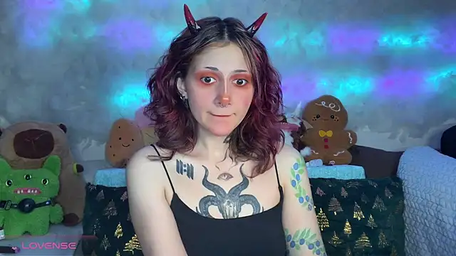 Snapshot of _Devill_Baby chatting on February 2, 7:35 pm Devill Baby online show from February 2, 7:35 pm