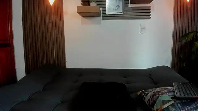 rihannagil online show from October 22, 3:22 pm