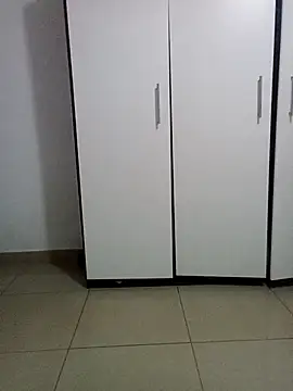 HotBootyBabe90 online show from March 5, 4:20 am