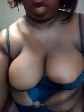 HotBootyBabe90 online show from April 2, 12:51 am