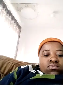 Snapshot of HotBootyBabe90 chatting on September 9, 6:01 am HotBootyBabe90 online show from September 9, 6:01 am