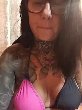 Your DirtyDoll online show from July 12, 8:31 pm