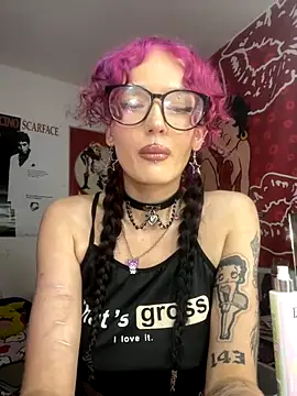 Snapshot of badgirllilli chatting on September 26, 1:12 am badgirllilli online show from September 26, 1:12 am