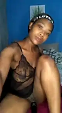 Snapshot of NunuBerry16 chatting on February 9, 9:49 pm NunuBerry16 online show from February 9, 9:49 pm