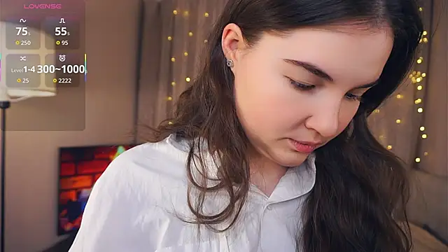 CathrynDail online show from February 5, 7:10 pm