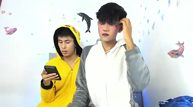 andrew uwu  online show from December 15, 1:02 am