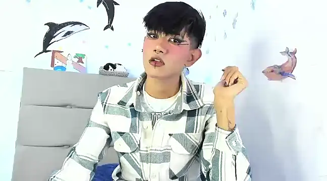 andrew uwu  online show from December 7, 1:08 am