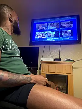 prettyrichie online show from November 11, 3:23 am