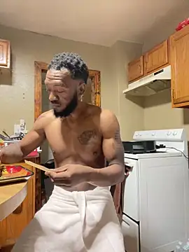 prettyrichie online show from April 27, 11:08 am