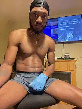 prettyrichie online show from October 21, 9:52 am