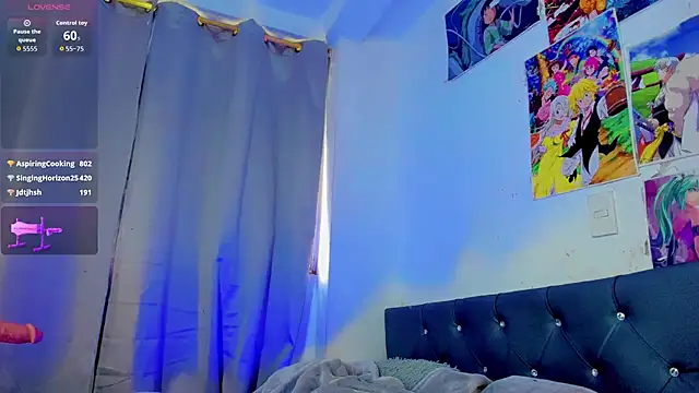 pinkscreens online show from November 23, 4:17 pm