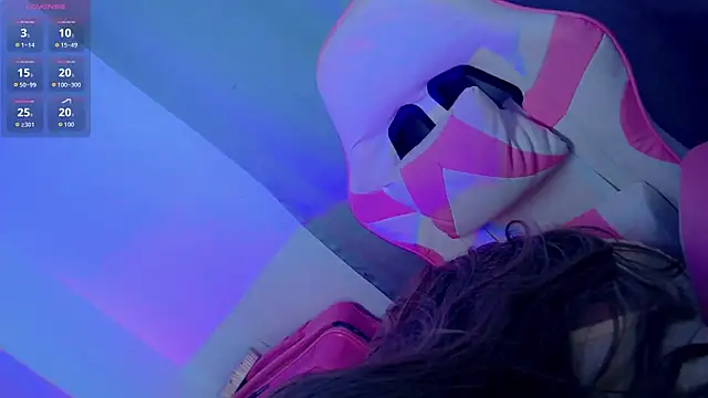 pinkscreens online show from February 5, 10:44 am