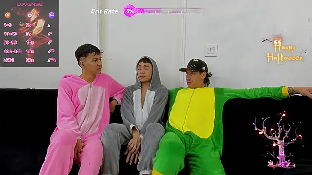 StrawwBoys online show from October 27, 10:16 am