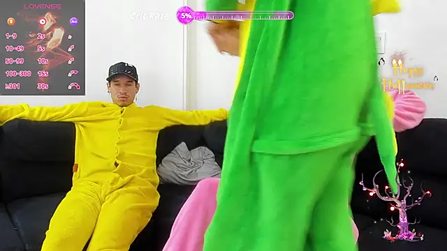 StrawwBoys online show from November 7, 10:53 am