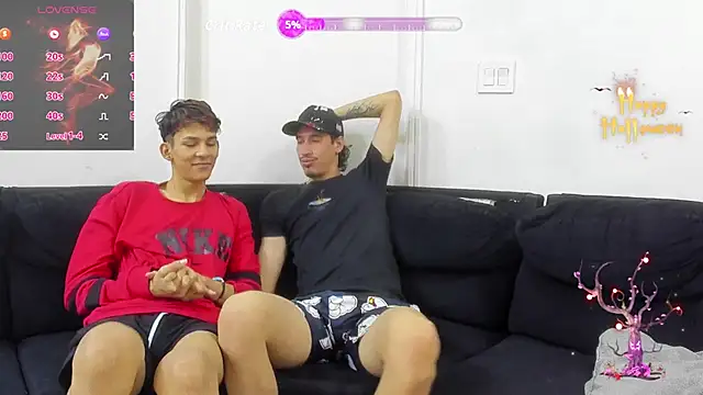 StrawwBoys online show from November 14, 10:19 am