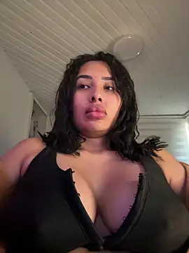 Anily Lovely online show from May 3, 8:56 pm