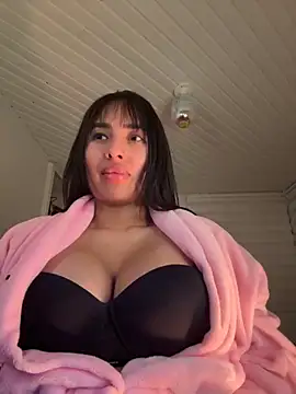 Snapshot of Anily_Lovely chatting on October 6, 12:45 am Anily Lovely online show from October 6, 12:45 am