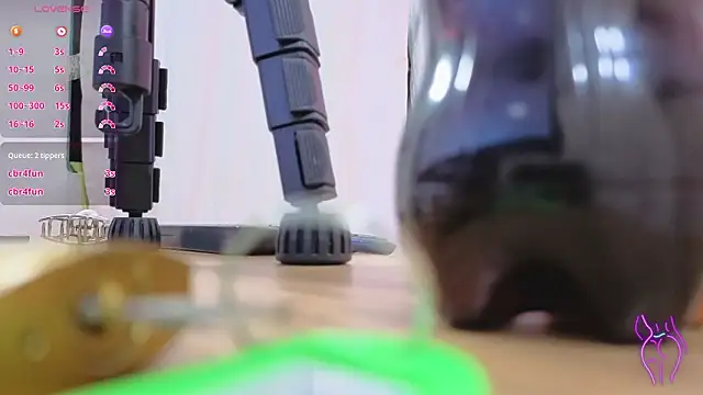 kendra tay online show from March 8, 3:43 am