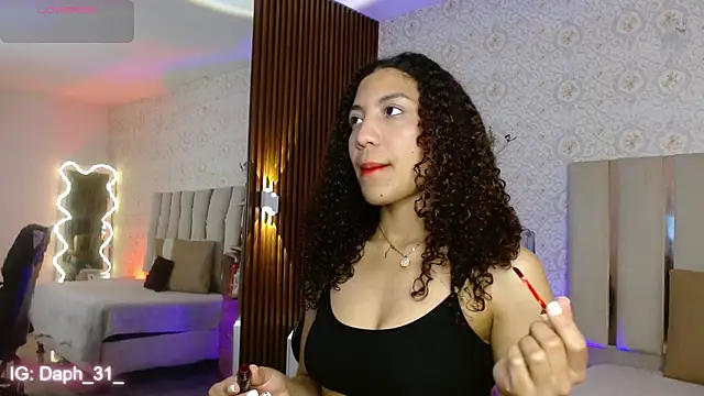 Daphnne tay online show from November 7, 3:22 am