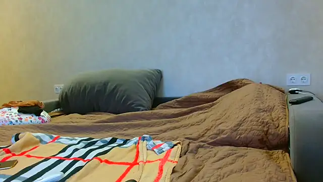 Brionia online show from November 30, 7:53 am