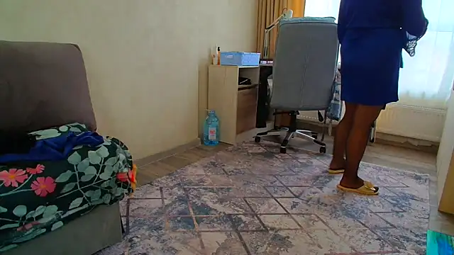 Brionia online show from April 3, 6:09 am