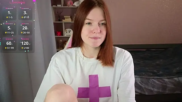 Snapshot of CassieJuice69 chatting on May 1, 8:03 pm CassieJuice69 online show from May 1, 8:03 pm