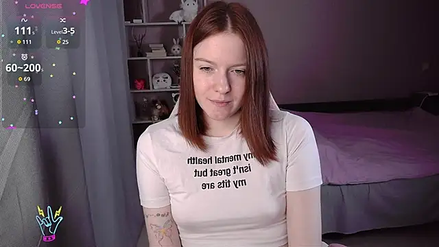 CassieJuice69 online show from April 1, 2:46 am