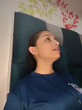Snapshot of Aleena_Rai chatting on September 8, 6:51 pm Aleena Rai online show from September 8, 6:51 pm