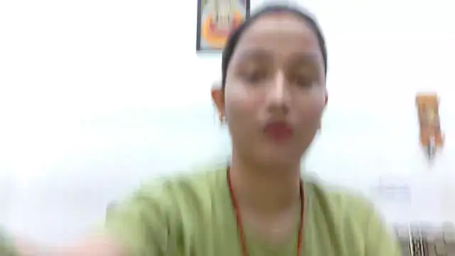 Snapshot of Aleena_Rai chatting on October 15, 7:00 pm Aleena Rai online show from October 15, 7:00 pm