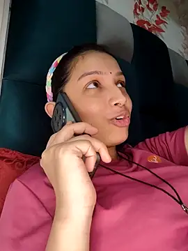 Snapshot of Aleena_Rai chatting on September 19, 7:07 pm Aleena Rai online show from September 19, 7:07 pm