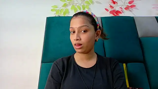 Snapshot of Aleena_Rai chatting on September 24, 6:03 pm Aleena Rai online show from September 24, 6:03 pm