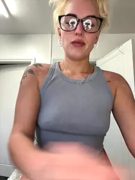 Barbie 26 online show from December 3, 9:50 am