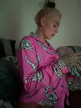 Barbie 26 online show from December 7, 8:22 pm