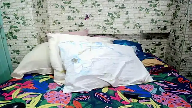 Indian candyXX online show from February 10, 6:29 pm