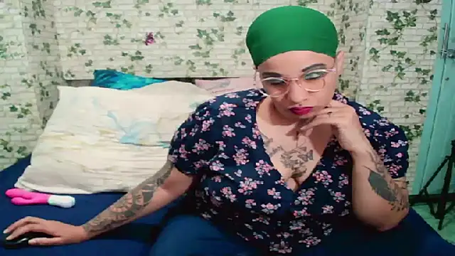 Indian candyXX online show from May 14, 4:37 pm
