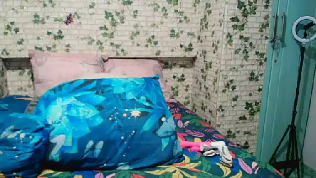 Indian candyXX online show from May 30, 10:37 pm