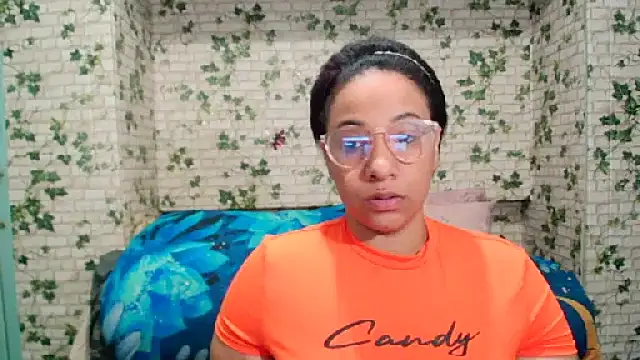 Indian candyXX online show from May 27, 6:37 pm