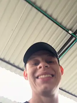 Snapshot of Daddyrich_632 chatting on November 29, 5:46 pm Daddyrich 632 online show from November 29, 5:46 pm