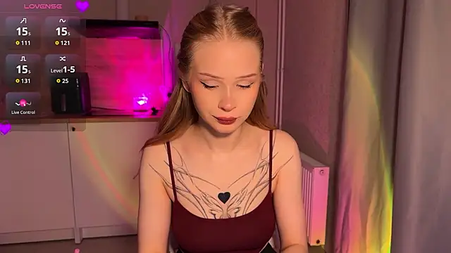 lisa barbie online show from February 24, 7:37 pm