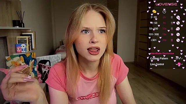 lisa barbie online show from October 4, 6:59 am