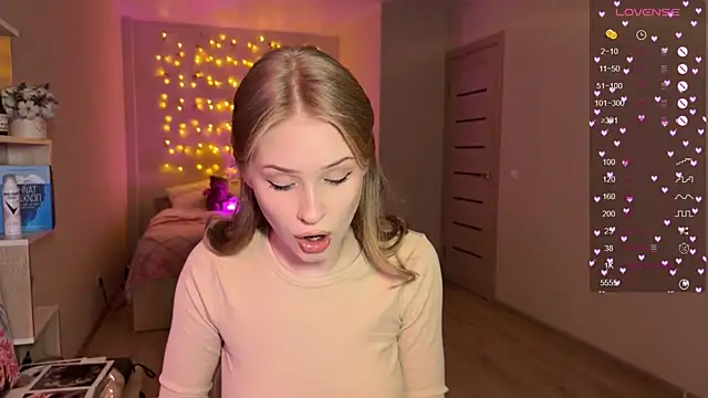 lisa barbie online show from January 10, 5:30 pm