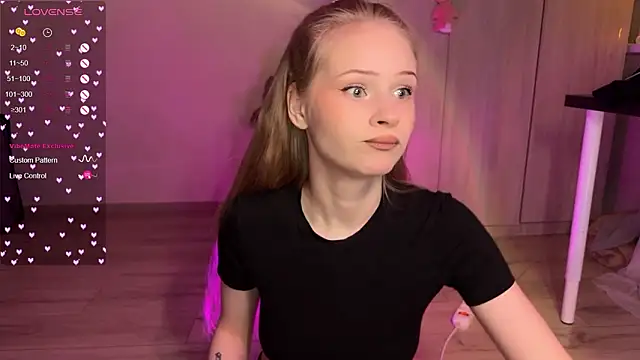 lisa barbie online show from February 5, 7:10 pm