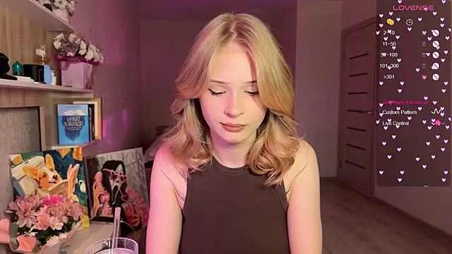 lisa barbie online show from November 30, 11:11 am