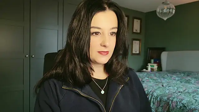 flatwhite0 online show from January 9, 9:27 am