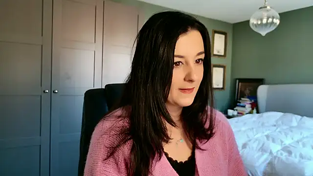 flatwhite0 online show from March 26, 9:40 am