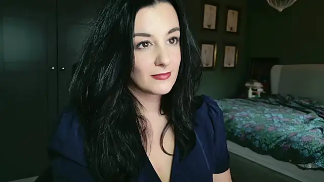 flatwhite0 online show from December 18, 12:09 pm