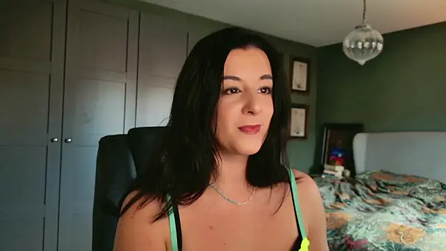 flatwhite0 online show from November 5, 10:29 am