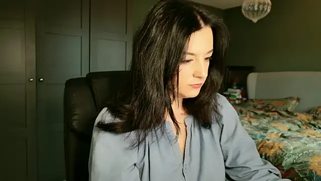 flatwhite0 online show from February 3, 10:42 am