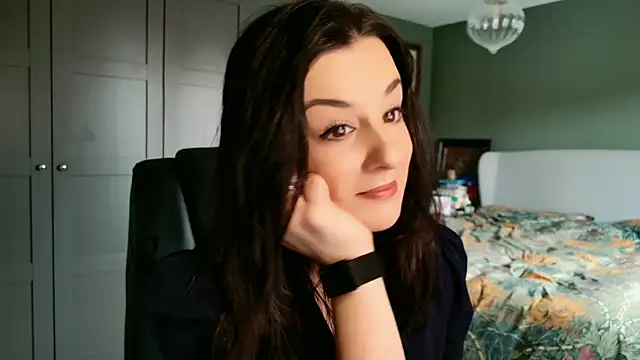 flatwhite0 online show from February 16, 10:25 am