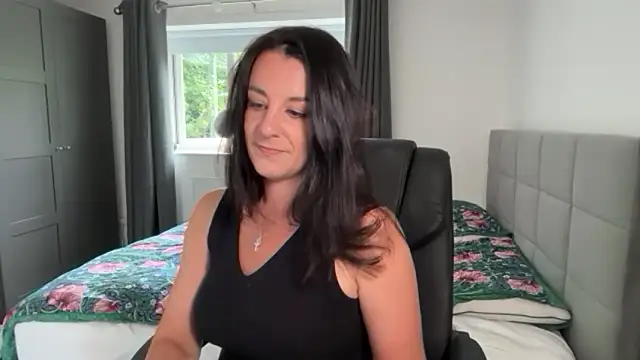 flatwhite0 online show from June 20, 3:50 pm